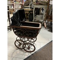 Коляска для кукол