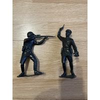 Фигурки "Советский солдат", из 90-х гг.
