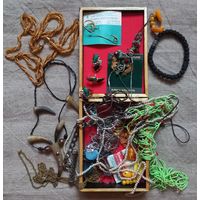 Шкатулка бижутерия