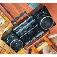 Sony CFS-1200L. Made in Korea. Магнитофон. Магнитола с радио. Бумбокс геттобластер