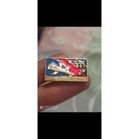 Значок день космонавтики