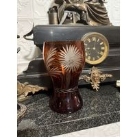 Ваза цветное стекло алмазная грань рубиновый цвет Стеклозавод НЕМАН СССР