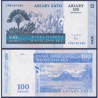 Мадагаскар, 100 ариари 2004 г., P-86c, UNC