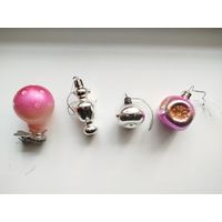 Ёлочные игрушки.