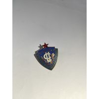 Отличник Советской потребительской кооперации.