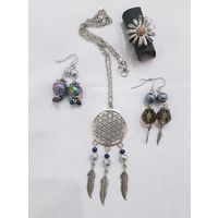 Набор бижутерии 4. Кулон ловец снов, кольцо ромашка, серьги с гематитом, серьги с кварцем