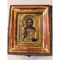 Икона Господь Вседержитель. В киоте.