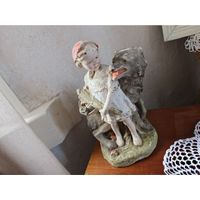 Старая массивная скульптура Красная шапочка. С 1 рубля!