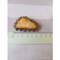 Брошь янтарь имитация СССР винтаж