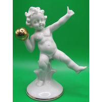 С рубля. "Путти с мячом". Статуэтка. Оригинал. Германия. Номерная. Ретро СССР. м