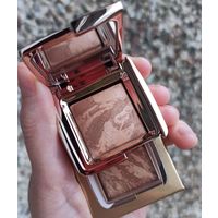 Миниверсия бронзера Hourglass Ambient Lighting Bronzer 1.3 gr в оттенке Luminous Bronze Light