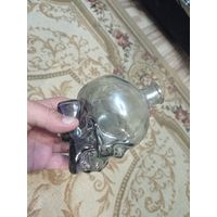 Подставка под свечку Череп