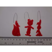 Украшение на ёлку.  (пластик).