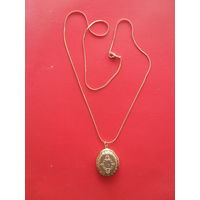 Кулон(под фото) с цепочкой,54 см.