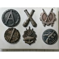 Польша войсковые знаки  Тяжелые цена за 6 шт.