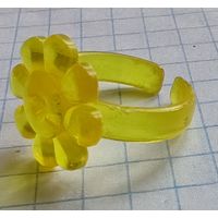 Детское пластиковое колечко