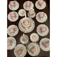 Шикарный фарфоровый сервиз