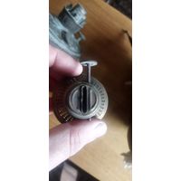 Запчасти для антикварных ламп.