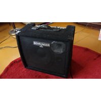 Усилитель Behringer
