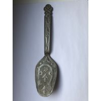 Лопатка  для торта с узорами