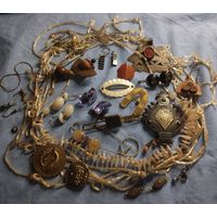 Бижутерия из СССР. Одним лотом.