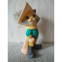 Игрушка резиновая "Кот в сапогах", СССР, 80-е годы прошлого столетия.
