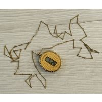 Часы Электроника. Кулон. Сделано в СССР. Редкие.