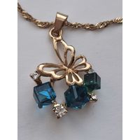 Цепочка и кулон Бабочка. Колье. Кристаллы кубики.  Длина цепочки 46 см 80-е годы, Европа