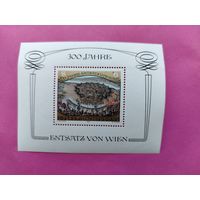 Австрия. Живопись. ( Блок ) 1983 года. *107.