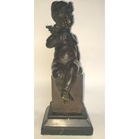 Старинная бронзовая статуэтка.Европа.