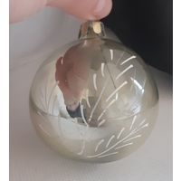 Игрушка ёлочная Шар Веточки, стекло. СССР