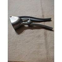 Чесночница, толстый алюминий. См. описание.