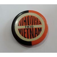 Значок "Victoire Vietnam". FMJD. Победу Вьетнаму. Комсомол Вьетнама.