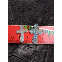 Крестики. 2 штуки. Находка