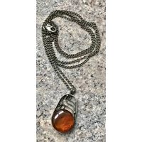 Кулон. Кулон на цепочке