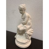 Статуэтка винтажная Нимфа на камне, гипс, СССР, 1970-1990 гг