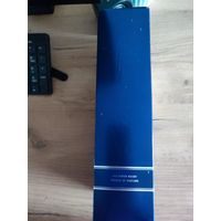 Бутылка с коробкой от виски