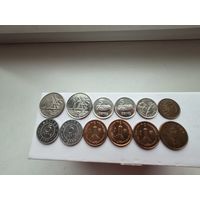 Сборный лот монет островов Британской короны. Лот состоит из 12-ти монет. Монеты не чищены. 45292