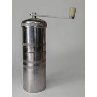 Ручная кофемолка. СССР. Металлическая. С рубля