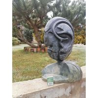 Шикарная скульптура. Гладиатор Ухо. С рубля без МПЦ.