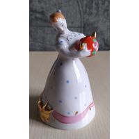 Девушка с чайником ( Дулёво) с рубля