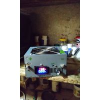 Зарядное для автомобиля.