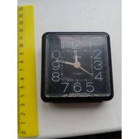 Часы механические 7Х7 см рабочие