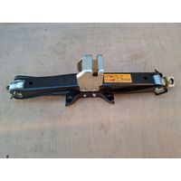 Домкрат ,Япония ,2000-х,новый ,