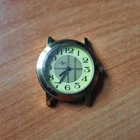 Часы "Луч " на запчасти