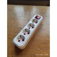 Колодка удлинителя 4гн с выкл. 16А 3,5 кВт с з/к EKF