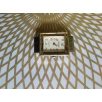 Часы наручные GUCCI  . В ремонт,коллекцию,на запчасти. Состояние на скане.