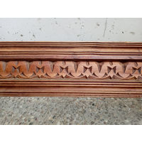 Деревянный резной карниз для штор