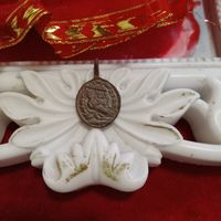 Образок, иконка, ладанка, медальон католический с изображением старинный хран