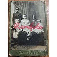 1910-е Кабинет-портрет семья дети типажи ретро студийное фото